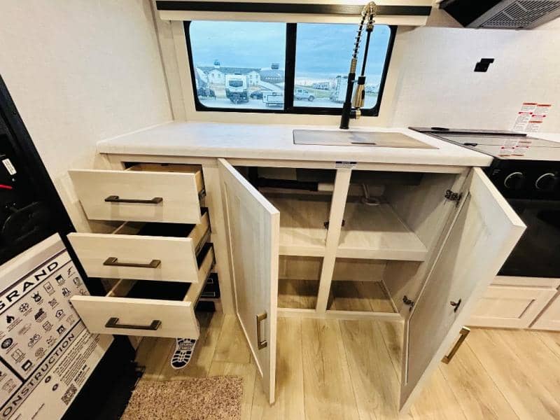 2025 Forest River 2025 Forest River Surveyor Legend - thumbnail 34