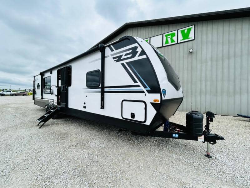 2025 Keystone RV 2025 Keystone RV Bullet - thumbnail 3