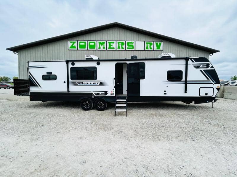 2025 Keystone RV 2025 Keystone RV Bullet - thumbnail 4