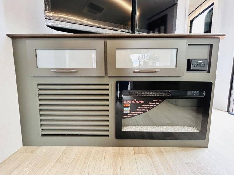 2025 Keystone RV 2025 Keystone RV Bullet - thumbnail 57