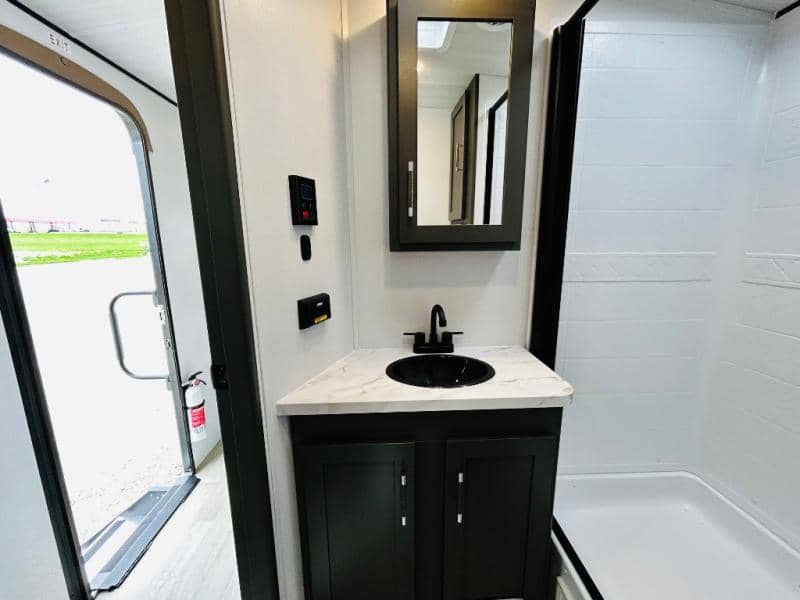 2025 Keystone RV 2025 Keystone RV Bullet - thumbnail 60