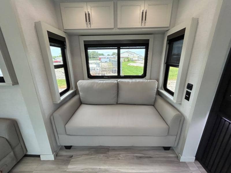 2025 Keystone RV 2025 Keystone RV Alpine - thumbnail 23