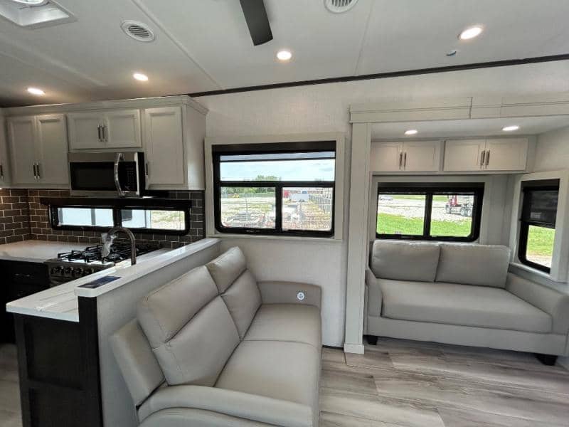 2025 Keystone RV 2025 Keystone RV Alpine - thumbnail 41