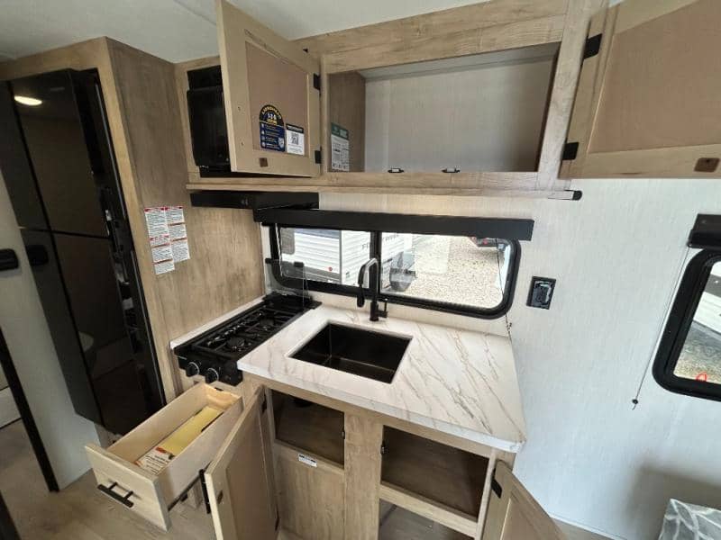 2026 Forest River 2026 Forest River Cherokee Wolf Pup - thumbnail 11