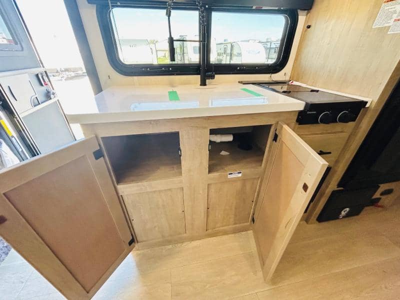 2026 Forest River 2026 Forest River Cherokee Wolf Pup Black Label - thumbnail 28