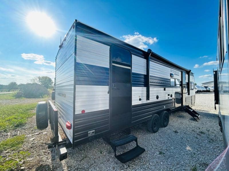 2026 Forest River 2026 Forest River Cherokee Grey Wolf - thumbnail 4