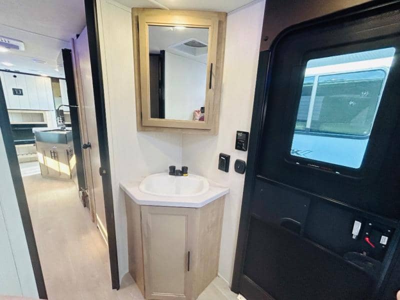 2026 Forest River 2026 Forest River Cherokee Grey Wolf - thumbnail 53