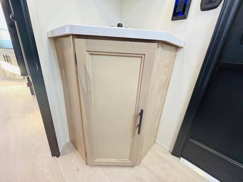 2026 Forest River 2026 Forest River Cherokee Grey Wolf - thumbnail 57