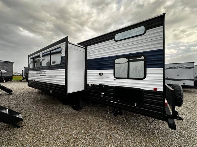 2026 Forest River 2026 Forest River Cherokee Grey Wolf - thumbnail 6