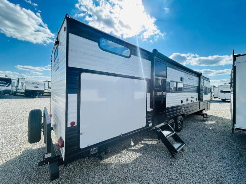 2026 Forest River 2026 Forest River Cherokee Grey Wolf - thumbnail 4