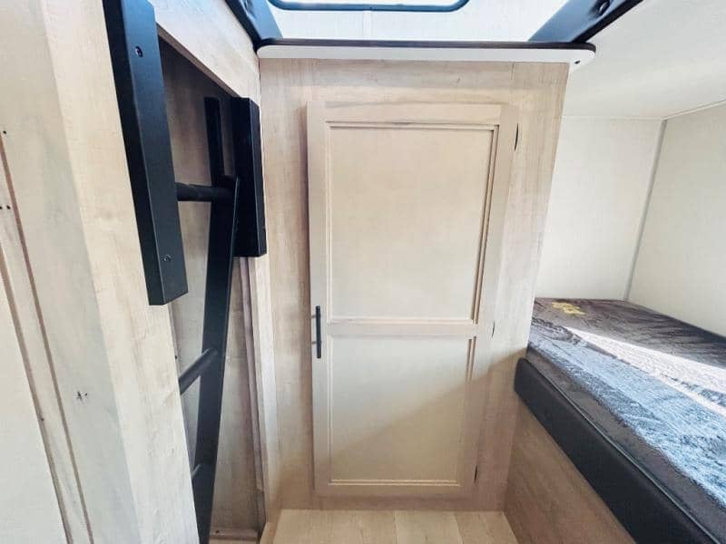 2026 Forest River 2026 Forest River Cherokee Grey Wolf - thumbnail 70