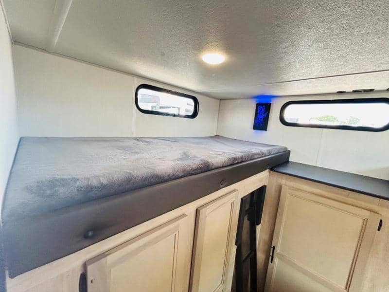 2026 Forest River 2026 Forest River Cherokee Grey Wolf - thumbnail 72