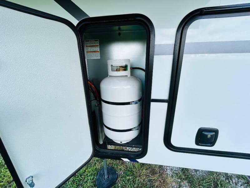 2025 Keystone RV 2025 Keystone RV Fuzion - thumbnail 12