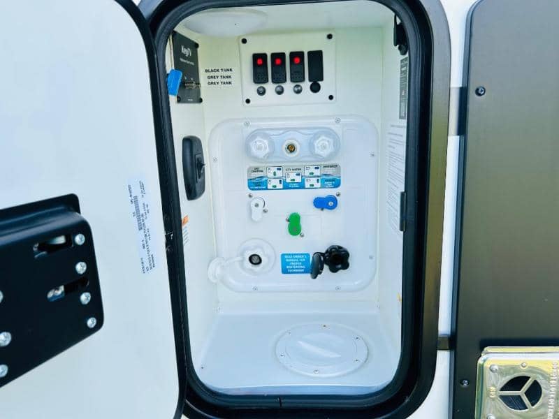 2025 Keystone RV 2025 Keystone RV Fuzion - thumbnail 16