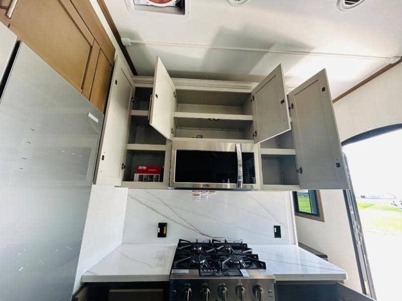 2025 Keystone RV 2025 Keystone RV Fuzion - thumbnail 24