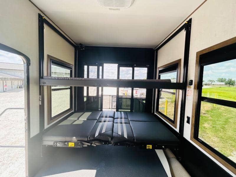 2025 Keystone RV 2025 Keystone RV Fuzion - thumbnail 41