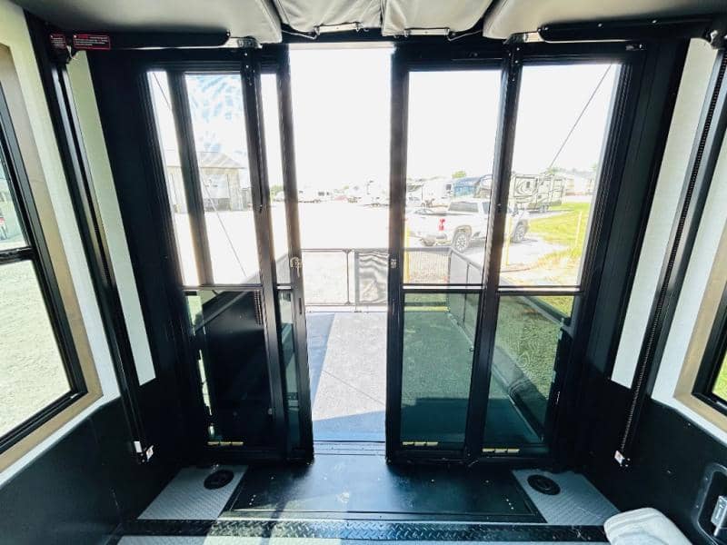 2025 Keystone RV 2025 Keystone RV Fuzion - thumbnail 44