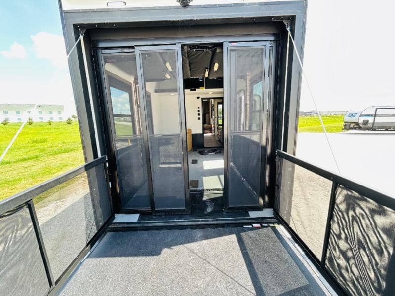 2025 Keystone RV 2025 Keystone RV Fuzion - thumbnail 47