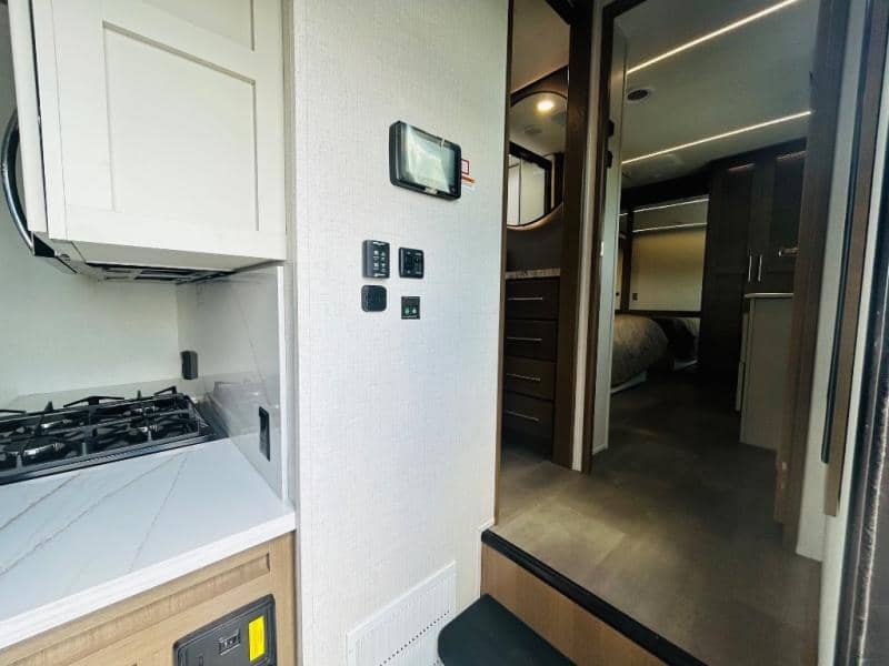 2025 Keystone RV 2025 Keystone RV Fuzion - thumbnail 48