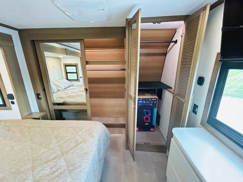 2025 Keystone RV 2025 Keystone RV Fuzion - thumbnail 63