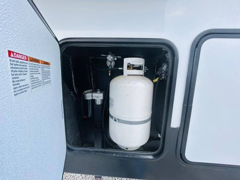 2026 Forest River 2026 Forest River Vengeance Rogue Armored Toy Hauler - thumbnail 11