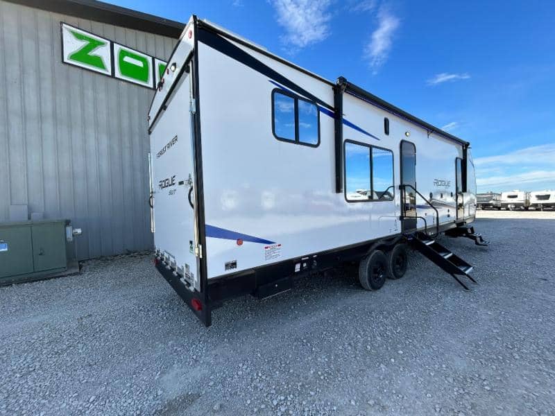 2026 Forest River 2026 Forest River Vengeance Rogue Sut Toy Hauler - thumbnail 8