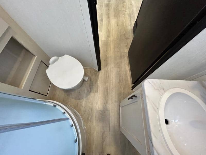 2026 Forest River 2026 Forest River Vengeance Rogue Sut Toy Hauler - thumbnail 37