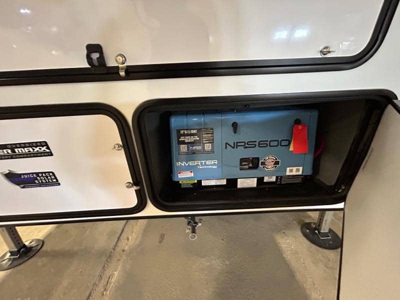 2026 Forest River 2026 Forest River Vengeance Rogue Armored Toy Hauler - thumbnail 13