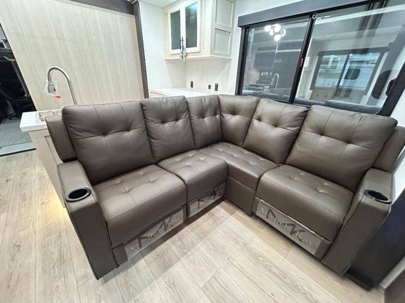 2026 Forest River 2026 Forest River Vengeance Rogue Armored Toy Hauler - thumbnail 35