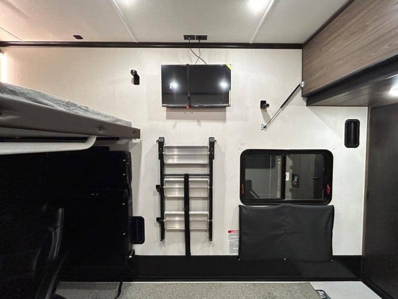 2026 Forest River 2026 Forest River Vengeance Rogue Armored Toy Hauler - thumbnail 52