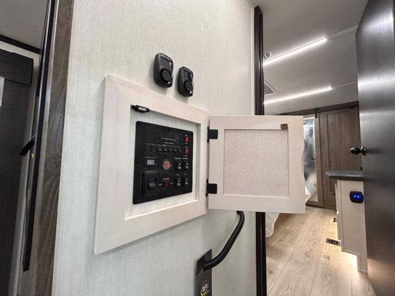 2026 Forest River 2026 Forest River Vengeance Rogue Armored Toy Hauler - thumbnail 57