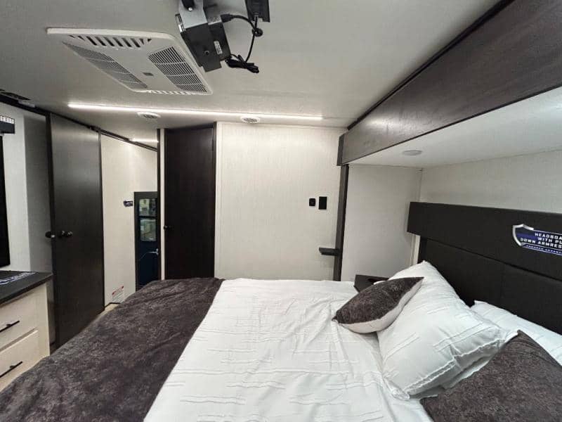 2026 Forest River 2026 Forest River Vengeance Rogue Armored Toy Hauler - thumbnail 73