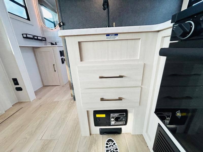 2026 Forest River 2026 Forest River Surveyor Legend - thumbnail 22