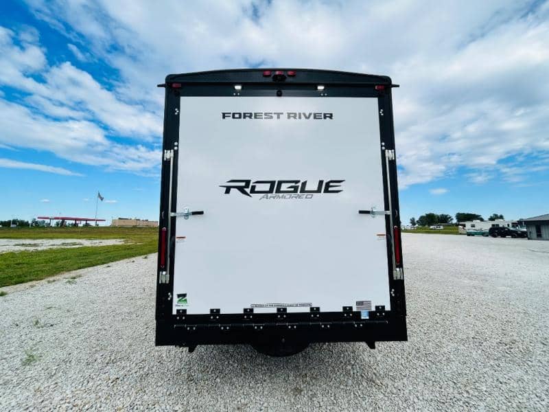 2026 Forest River 2026 Forest River Vengeance Rogue Armored Toy Hauler - thumbnail 6