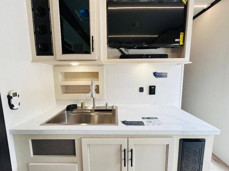 2026 Forest River 2026 Forest River Vengeance Rogue Armored Toy Hauler - thumbnail 29