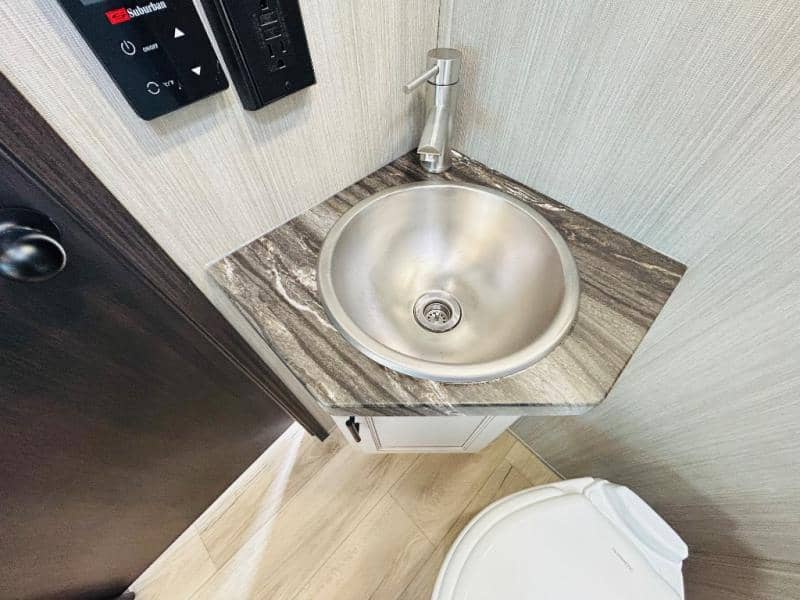 2026 Forest River 2026 Forest River Vengeance Rogue Armored Toy Hauler - thumbnail 51