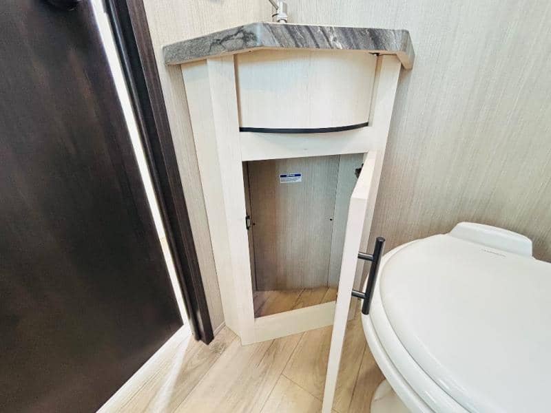 2026 Forest River 2026 Forest River Vengeance Rogue Armored Toy Hauler - thumbnail 53