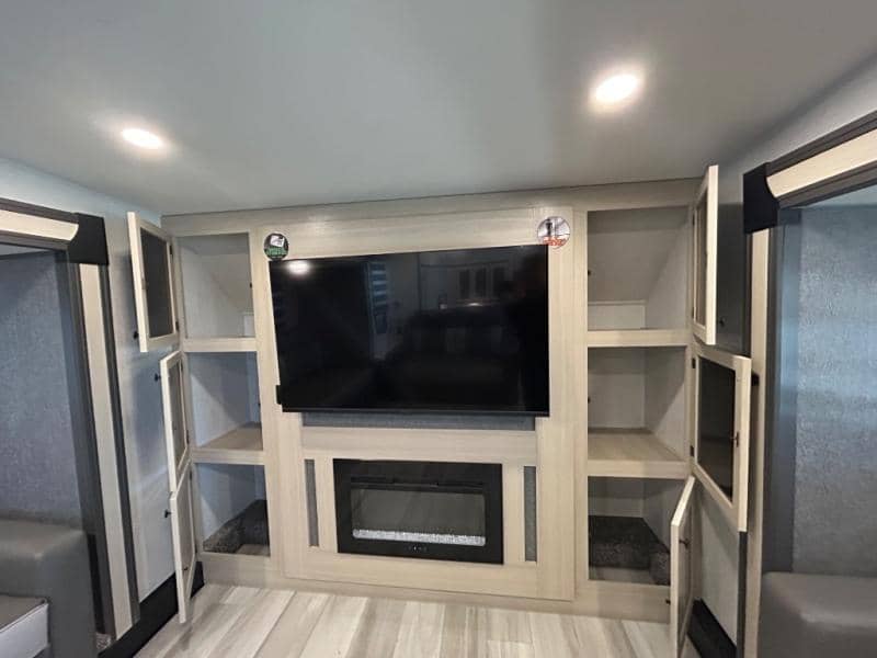 2026 Forest River 2026 Forest River Wildcat - thumbnail 36