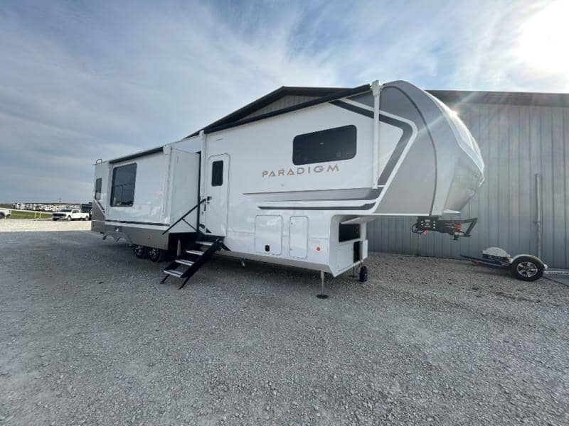 2026 Alliance RV 2026 Alliance RV Paradigm - thumbnail 4