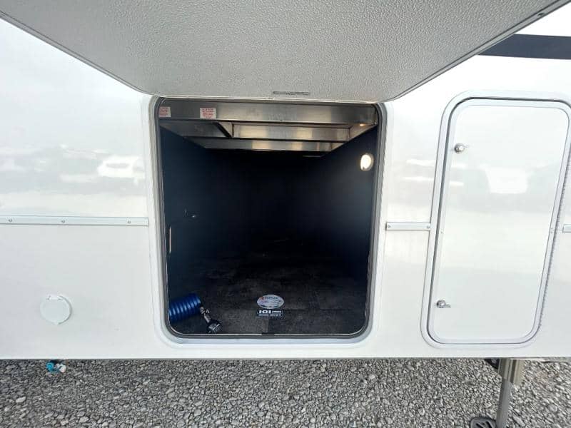 2026 Alliance RV 2026 Alliance RV Paradigm - thumbnail 8