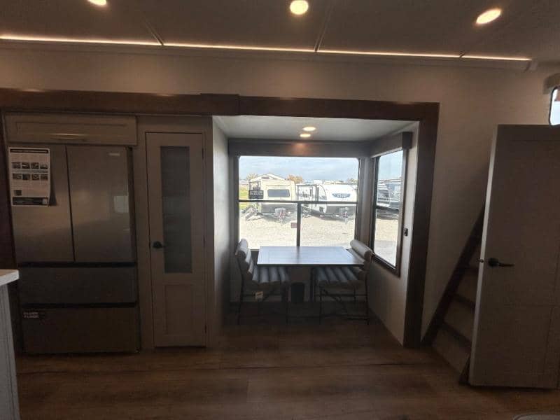 2026 Alliance RV 2026 Alliance RV Paradigm - thumbnail 16