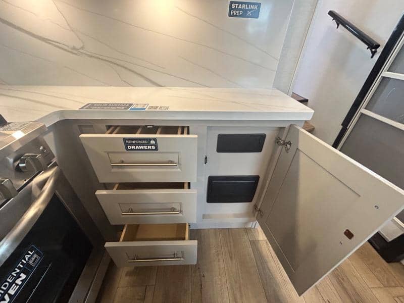 2026 Alliance RV 2026 Alliance RV Paradigm - thumbnail 26