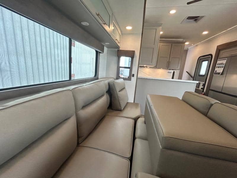 2026 Alliance RV 2026 Alliance RV Paradigm - thumbnail 39