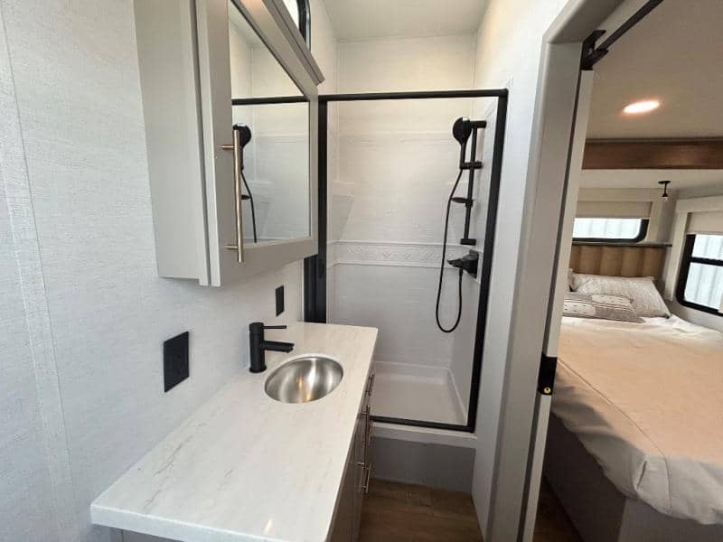 2026 Alliance RV 2026 Alliance RV Paradigm - thumbnail 44