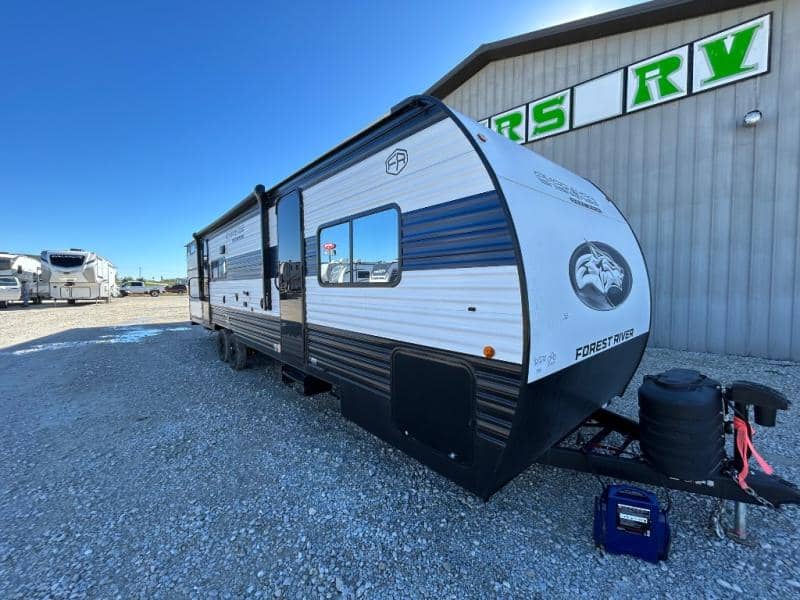 2026 Forest River 2026 Forest River Cherokee Grey Wolf - thumbnail 4