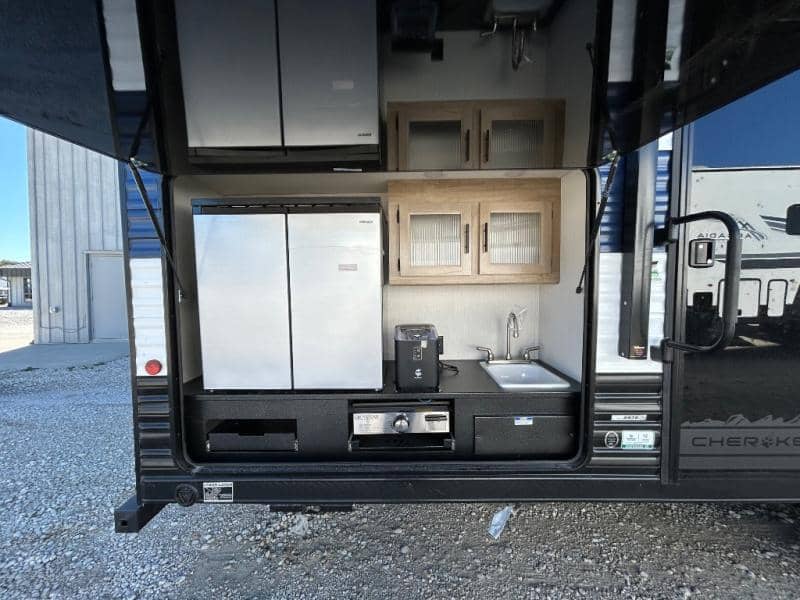 2026 Forest River 2026 Forest River Cherokee Grey Wolf - thumbnail 9