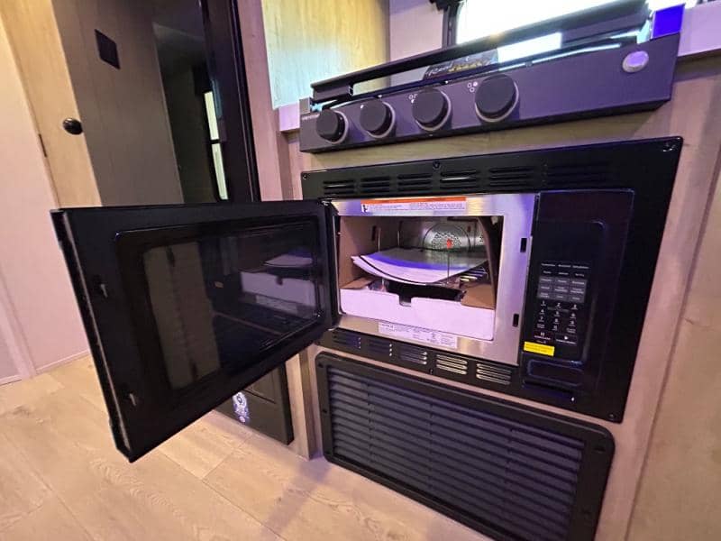 2026 Forest River 2026 Forest River Cherokee Grey Wolf - thumbnail 27