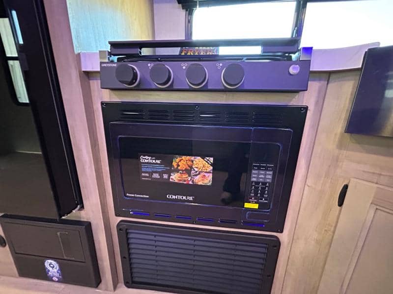 2026 Forest River 2026 Forest River Cherokee Grey Wolf - thumbnail 32