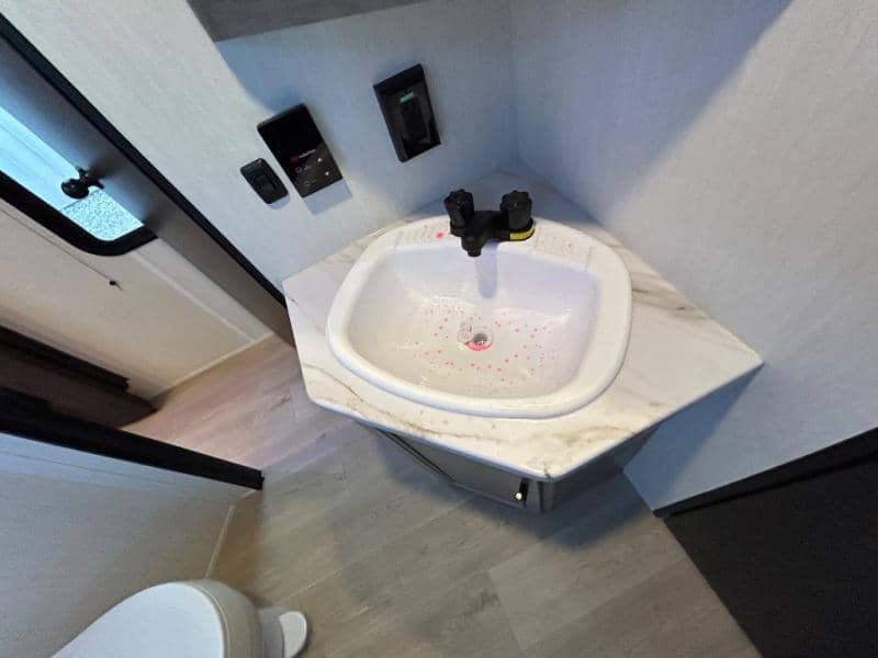 2026 Forest River 2026 Forest River Cherokee Grey Wolf - thumbnail 43