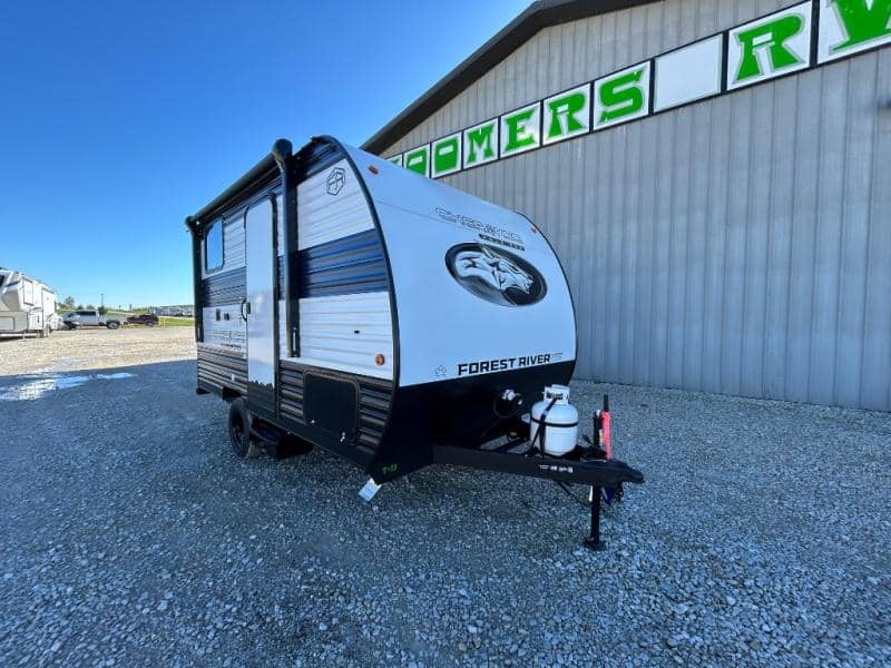 2026 Forest River 2026 Forest River Cherokee Wolf Pup - thumbnail 3